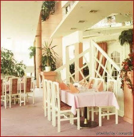 Hotel Swiatowit Лодзь Екстер'єр фото