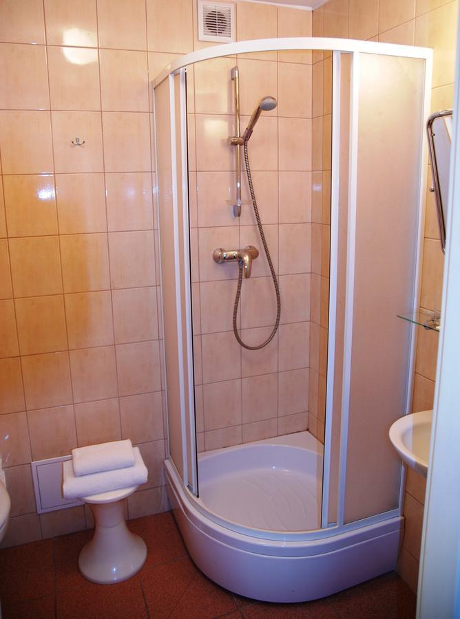 Hotel Swiatowit Лодзь Екстер'єр фото
