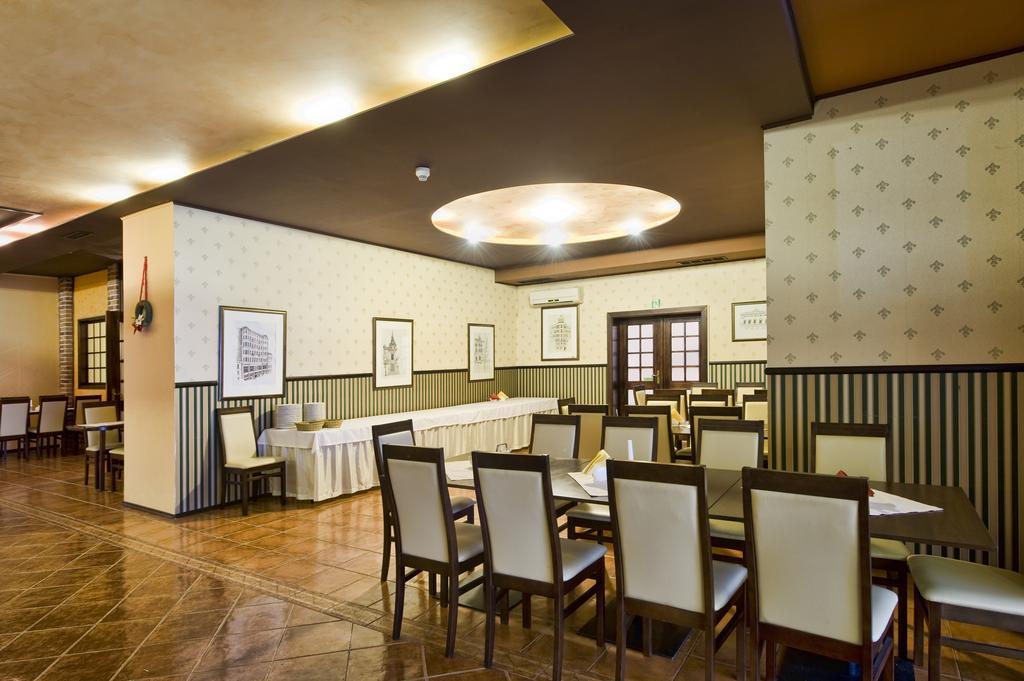 Hotel Swiatowit Лодзь Екстер'єр фото